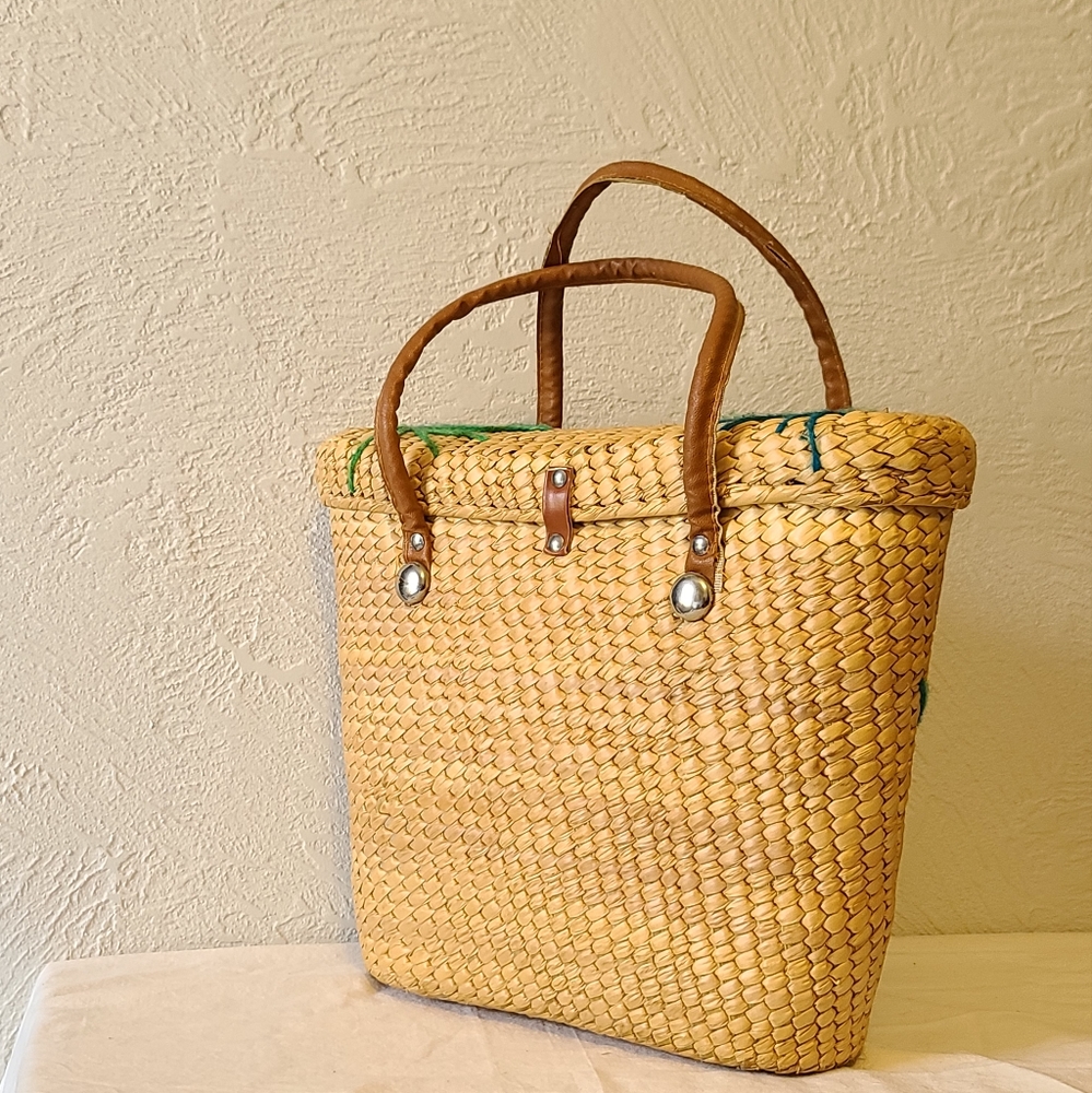 Vintage 1960s woven basket purse - Picture 6 of 11